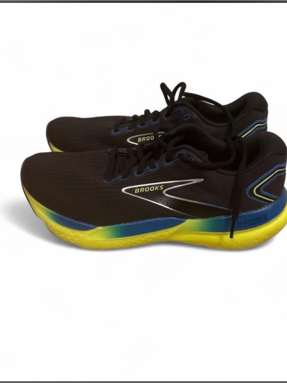 Brooks Men’s Black Running Shoes with Yellow & Blue Sole like new
